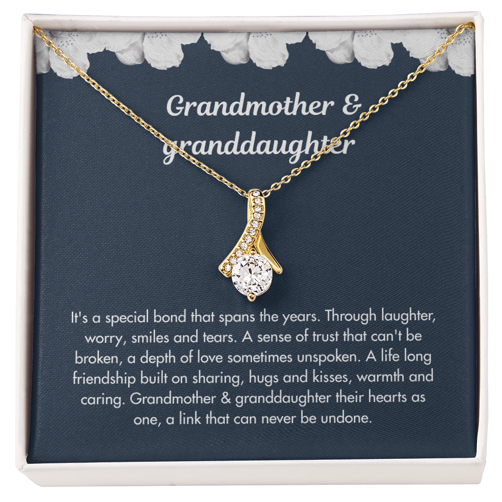To My Granddaughter - ''A Link That Can Never Be Undone'' Alluring Beauty Necklace