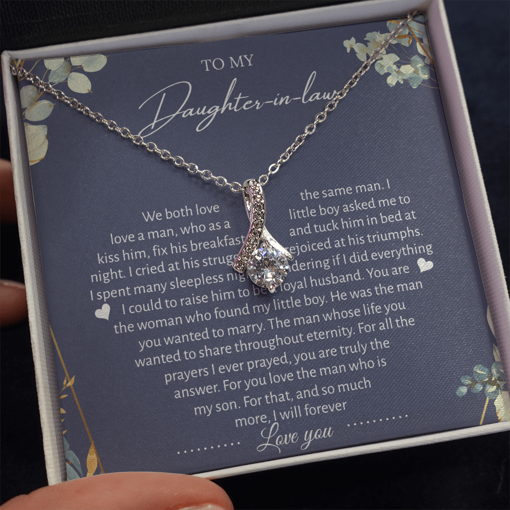 To My Daughter-in-law: Heartfelt Eternal Bond Necklace Gift