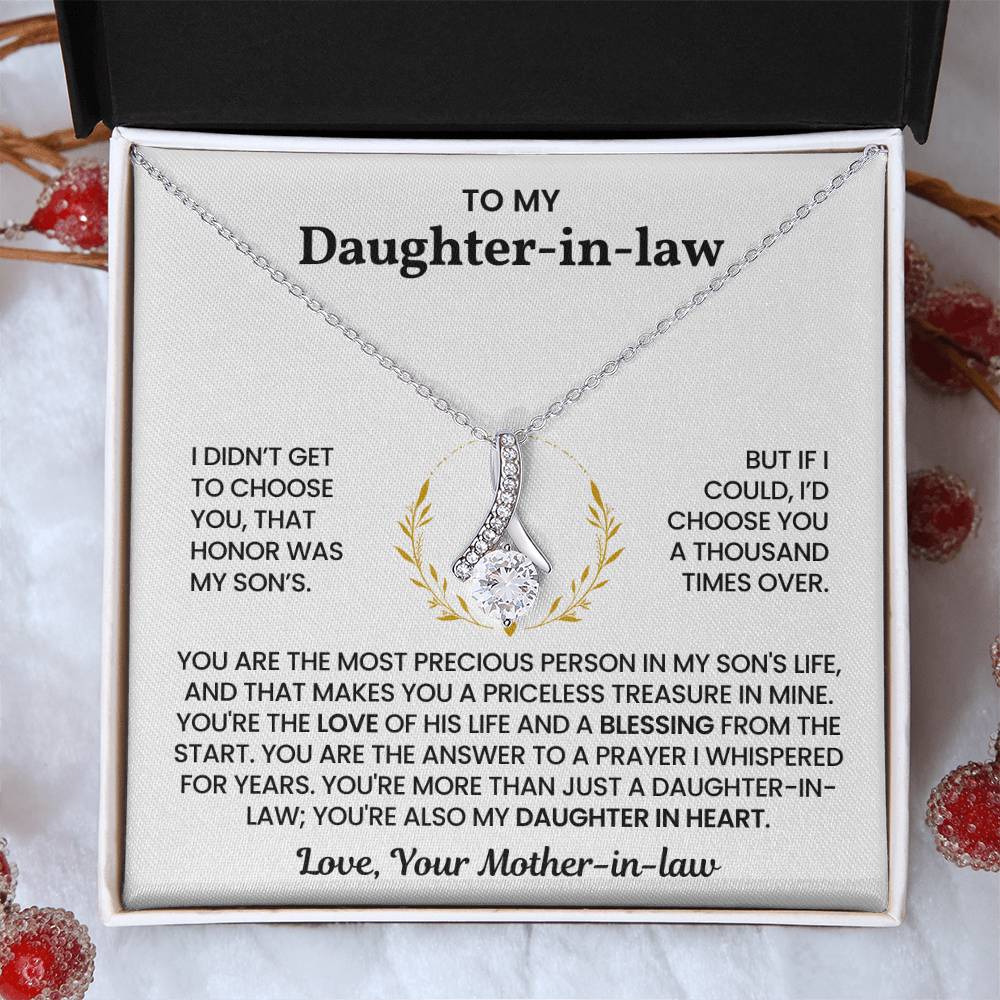 To My Daughter-in-law – “You're My Daughter in Heart” Alluring Beauty Necklace