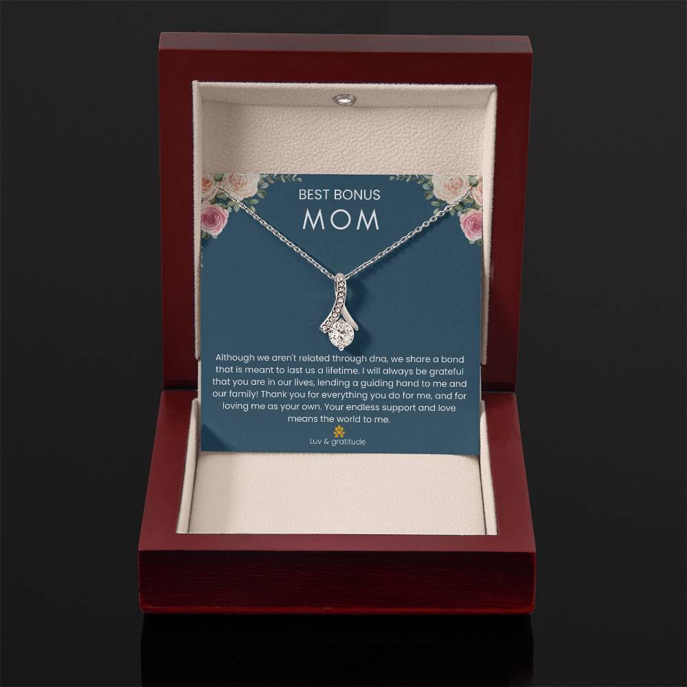 Best Bonus Mom - "Forever Grateful" Alluring Beauty Necklace